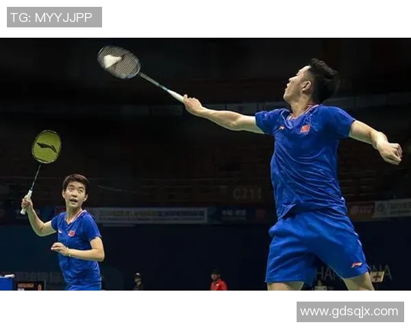 赛后分析:上海羽毛球队与武汉羽毛球队的比赛节奏与策略对比 赛后分析:上海羽毛球队与武汉羽毛球队的比赛节奏与策略对比