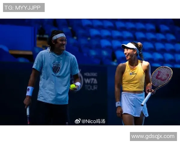 重庆网球队在世锦赛中的默契配合与精彩表现分析 重庆网球队在世锦赛中的默契配合与精彩表现分析