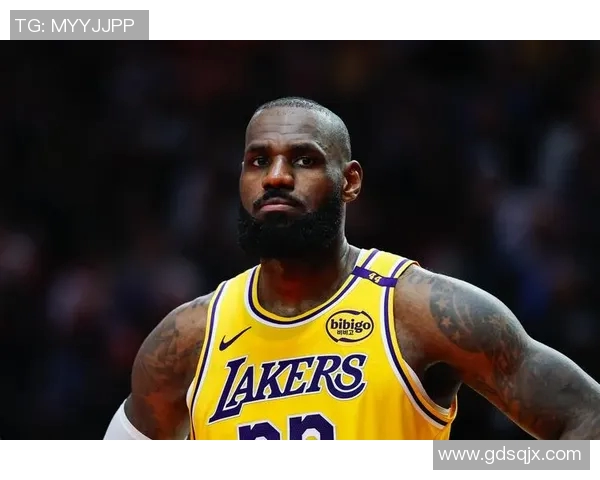 勒布朗詹姆斯：篮球巨星的辉煌历程与传奇影响力分析
