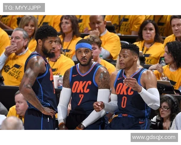 沃尔与巴克利对决回顾：两位巨星的篮球传奇与风格碰撞