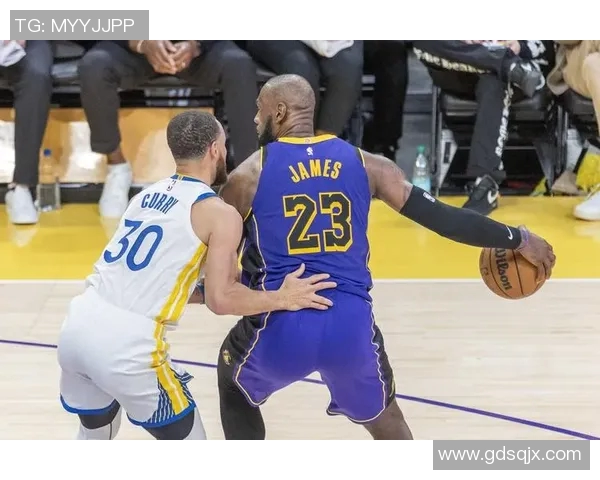 火箭队与森林狼的激烈对决回顾及赛季总结分析