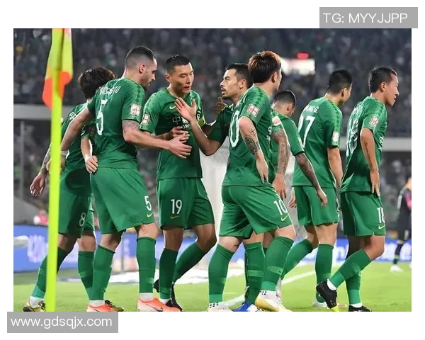 恒大与国安激战六三精彩回顾球迷热议赛场瞬间与精彩进球 恒大与国安激战六三精彩回顾球迷热议赛场瞬间与精彩进球