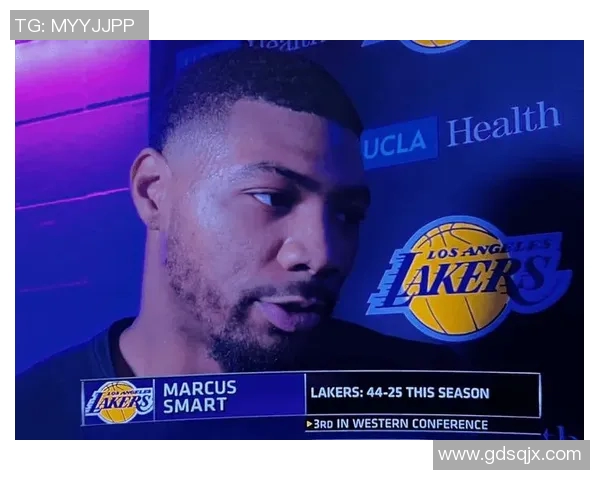 马库斯斯马特:从防守专家到球队领袖的华丽转身 马库斯斯马特:从防守专家到球队领袖的华丽转身